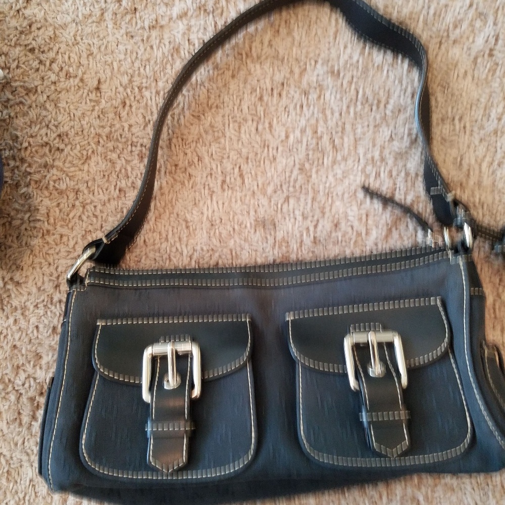 Dooney & Bourke handbag